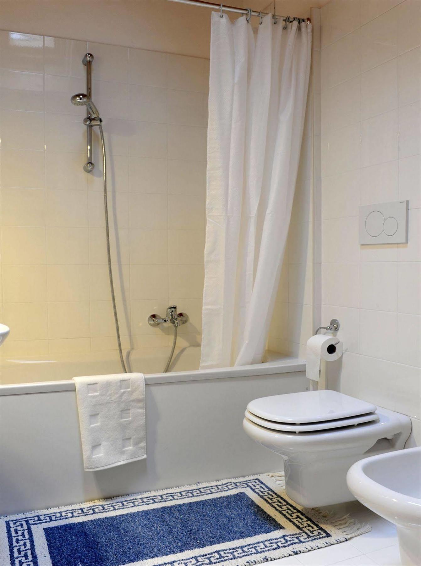 Corsomatteotti62 Bed & Breakfast Brescia Ngoại thất bức ảnh